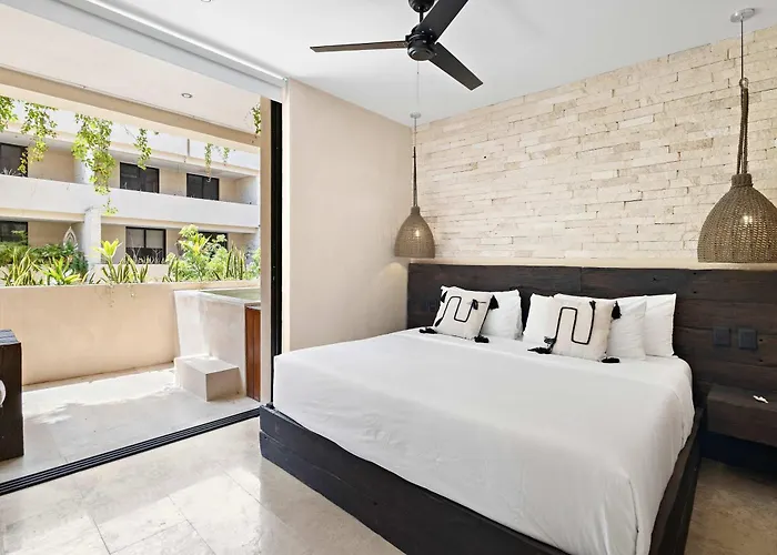 5 Stars Luxury Retreat Rooftop Pool Whirlpool Tub * Tulum