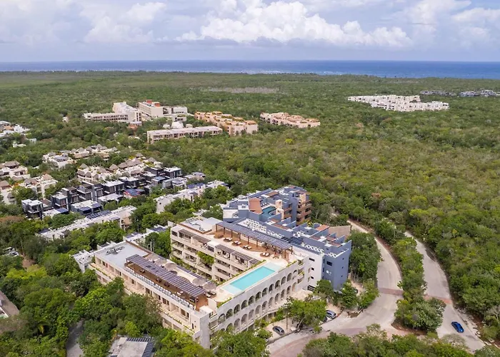 5 Stars Luxury Retreat Rooftop Pool Whirlpool Tub Tulum
