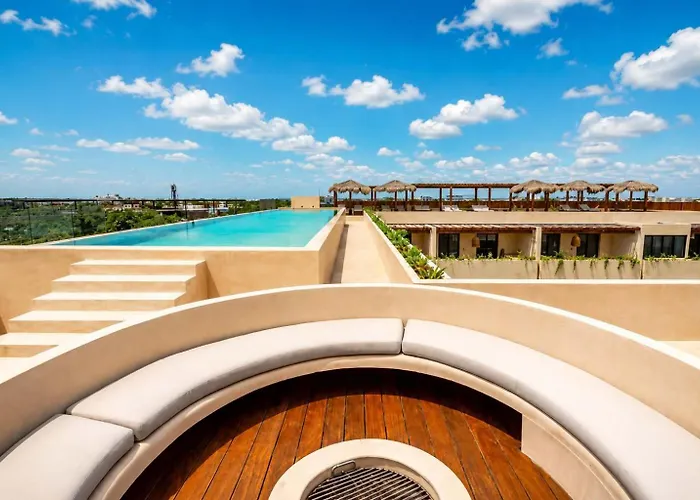 5 Stars Luxury Retreat Rooftop Pool Whirlpool Tub Tulum
